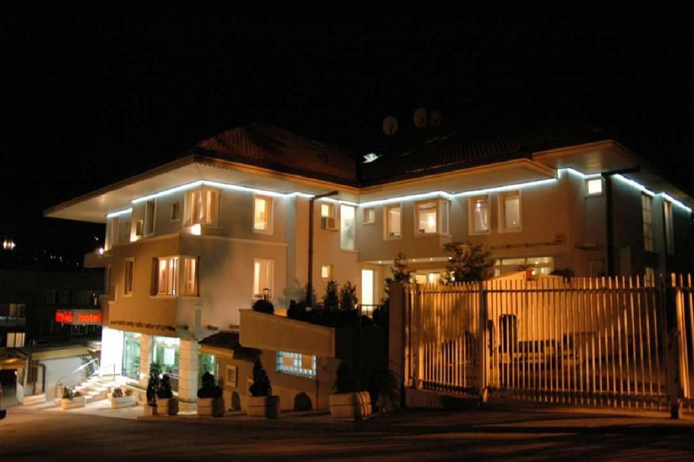 Hotel Hecco Saraievo Exterior foto