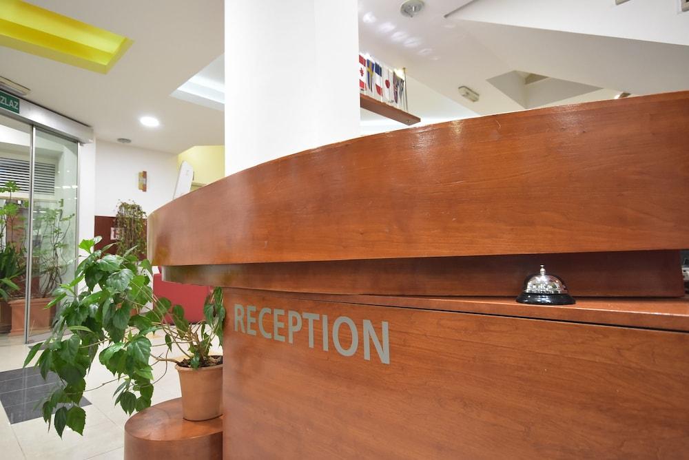 Hotel Hecco Saraievo Exterior foto