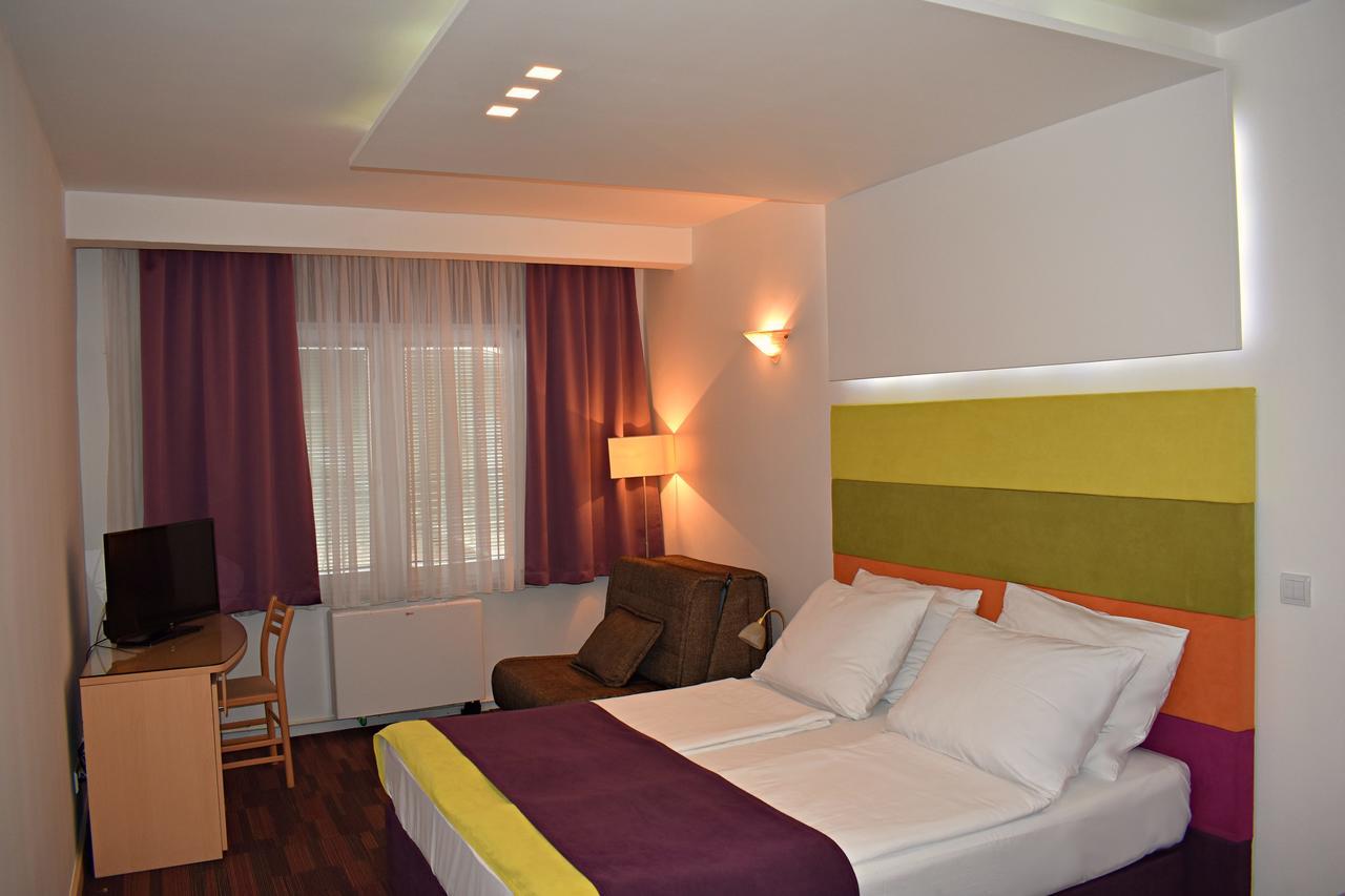 Hotel Hecco Saraievo Exterior foto